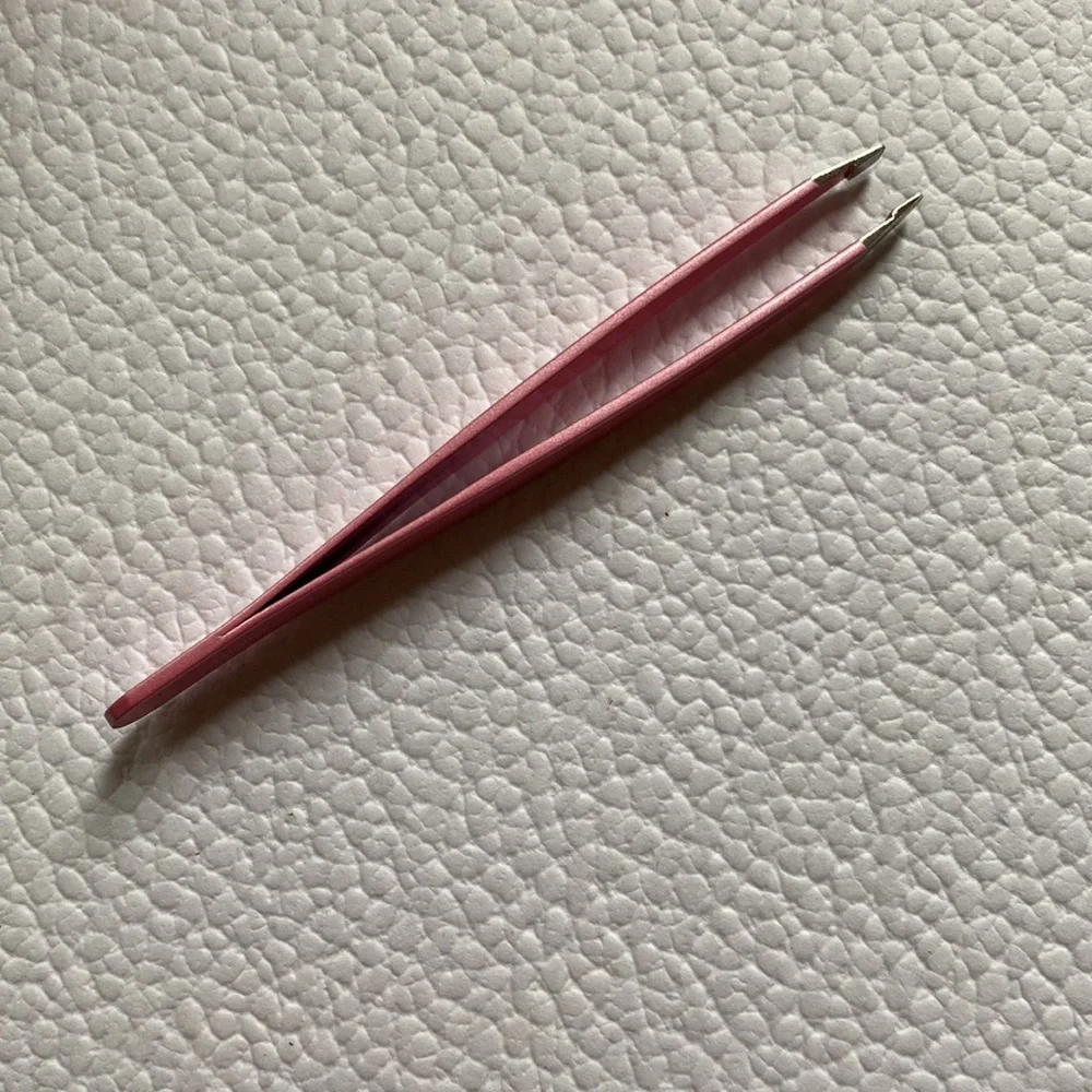 IT Brushes for Ulta Airbrush Essentials Slanted Tweezers